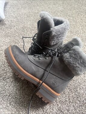 Timberland Women's Dark Gray Shearling Collar Waterproof Lace-Up Boots